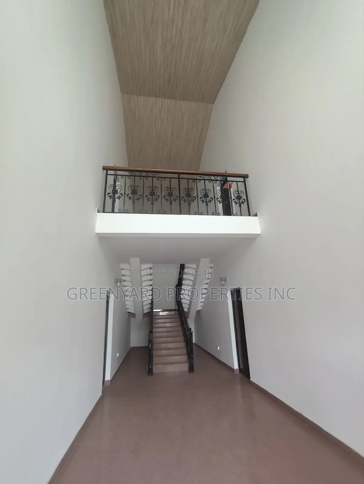 12bdrm House in House, East Legon for rent in East Legon