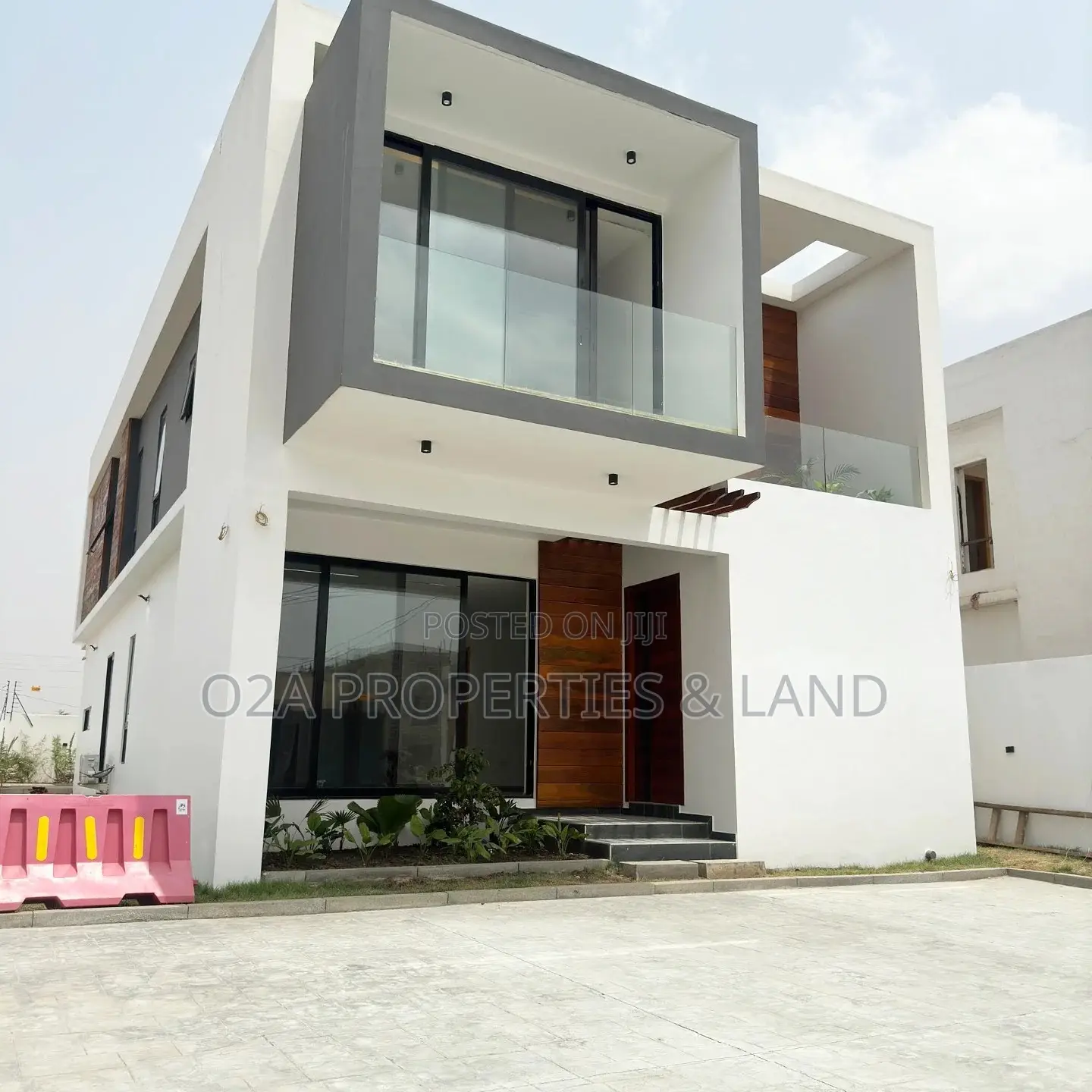 4bdrm House in East Legon Hills, Bawaleshie for sale in Bawaleshie