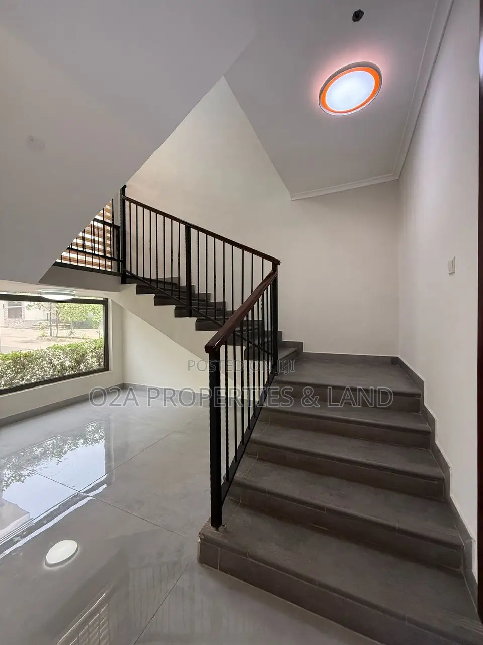 3bdrm Townhouse / Terrace in Cantonment, Acquinas for rent in Acquinas
