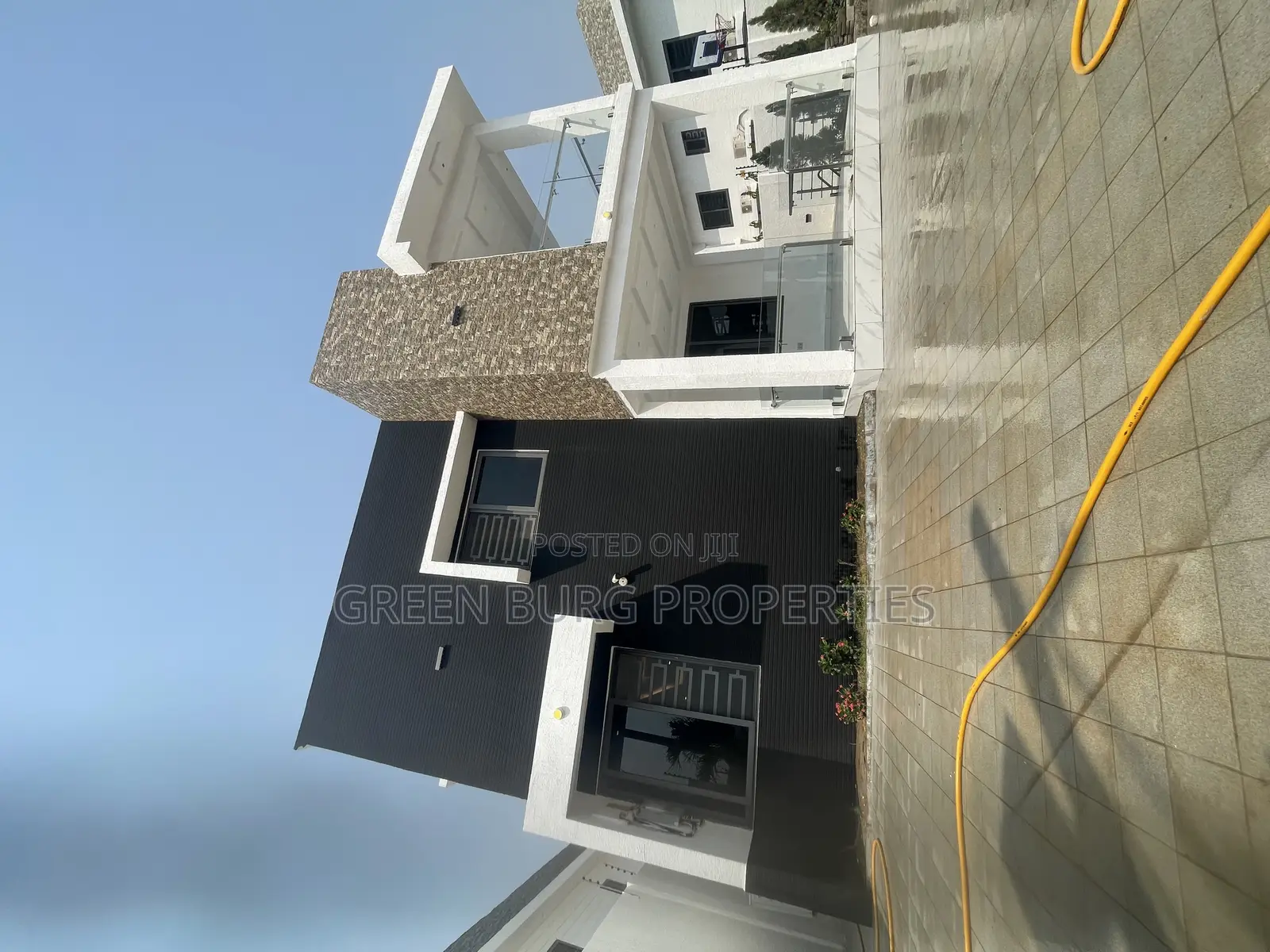 4bdrm House in Green, East Legon for sale in East Legon