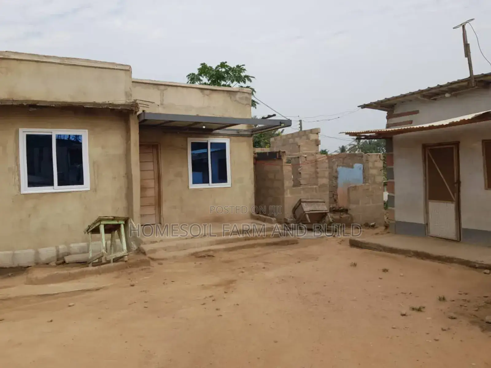 6bdrm House in Buduburam, Gomoa East for sale in Gomoa East
