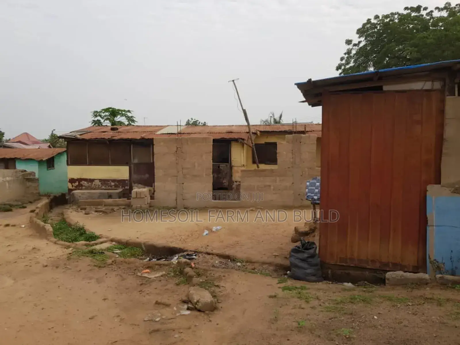 6bdrm House in Buduburam, Gomoa East for sale in Gomoa East