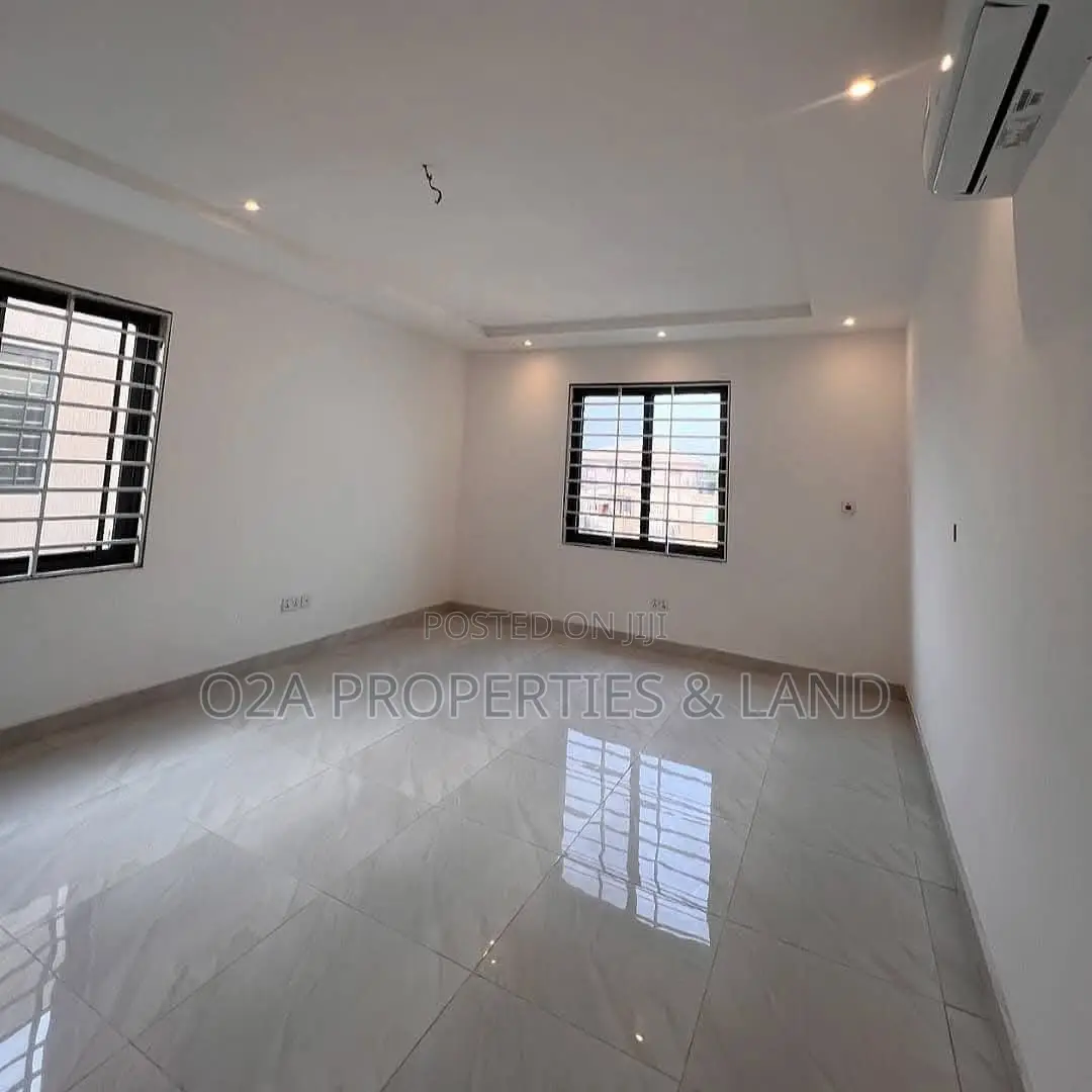 4bdrm House in East Legon-Ogbojo for sale in New Legon