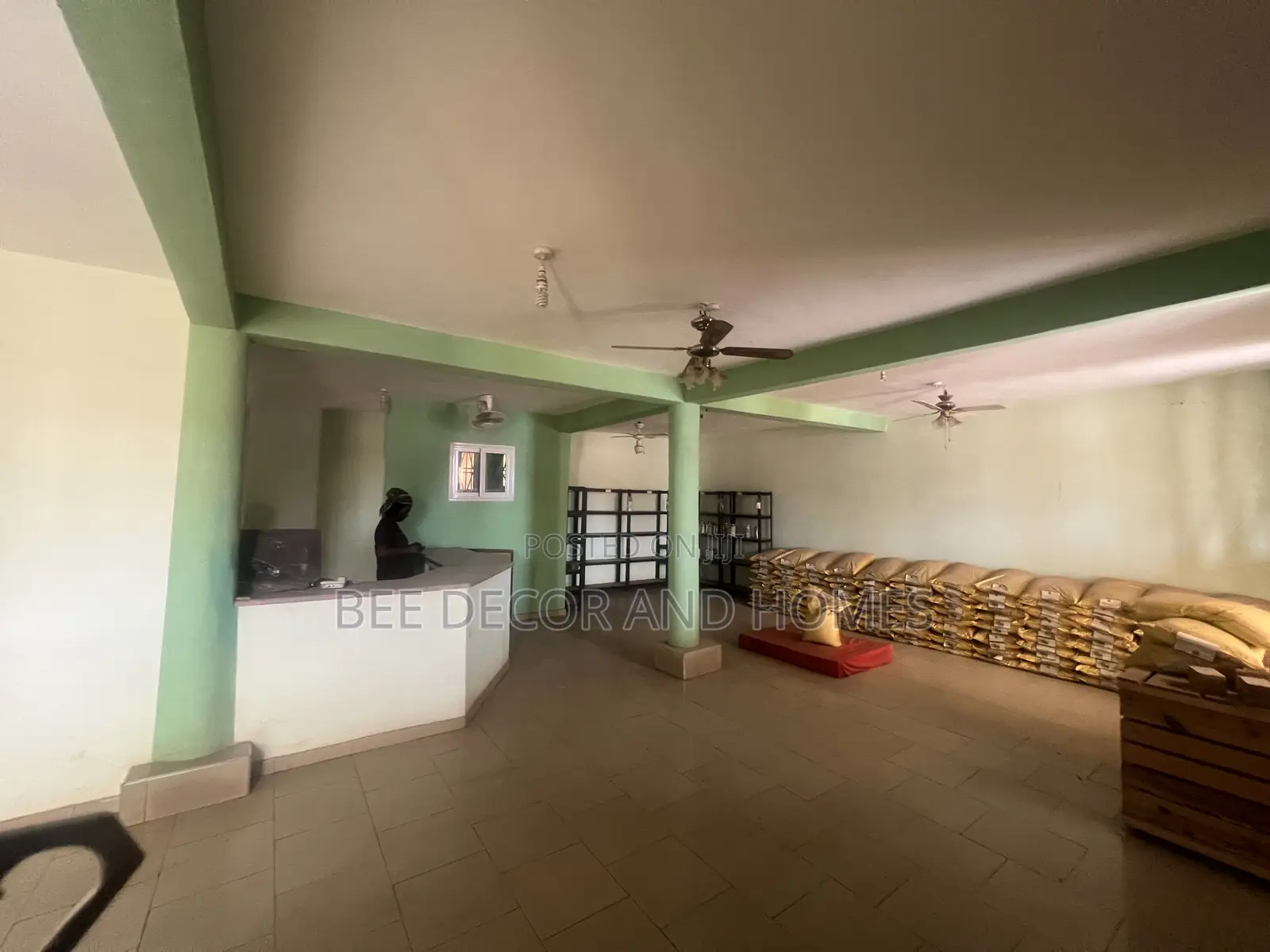 Big Office Space to Let in Madina