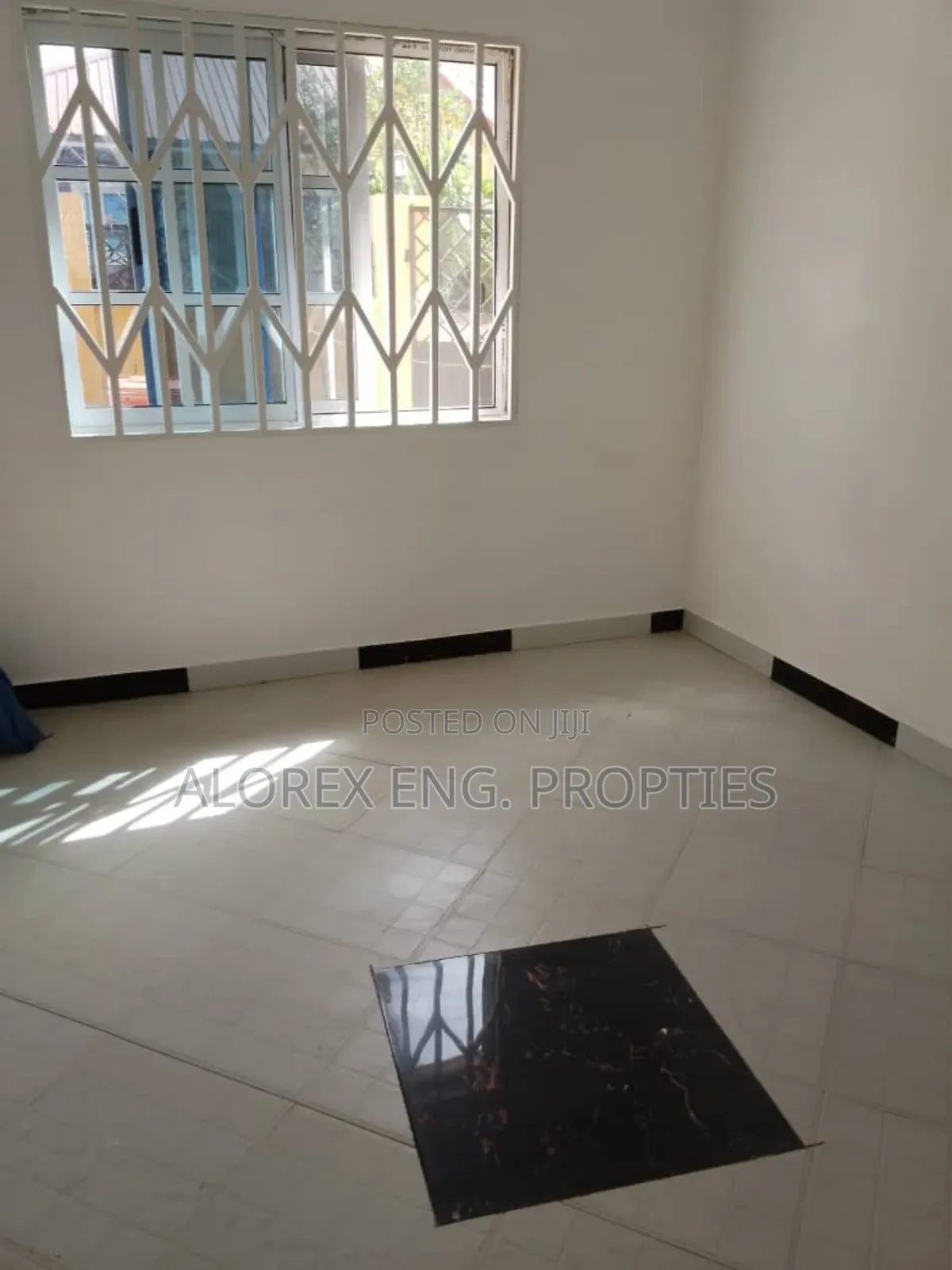 2bdrm House in Self Compound, Oyarifa for rent in Oyarifa