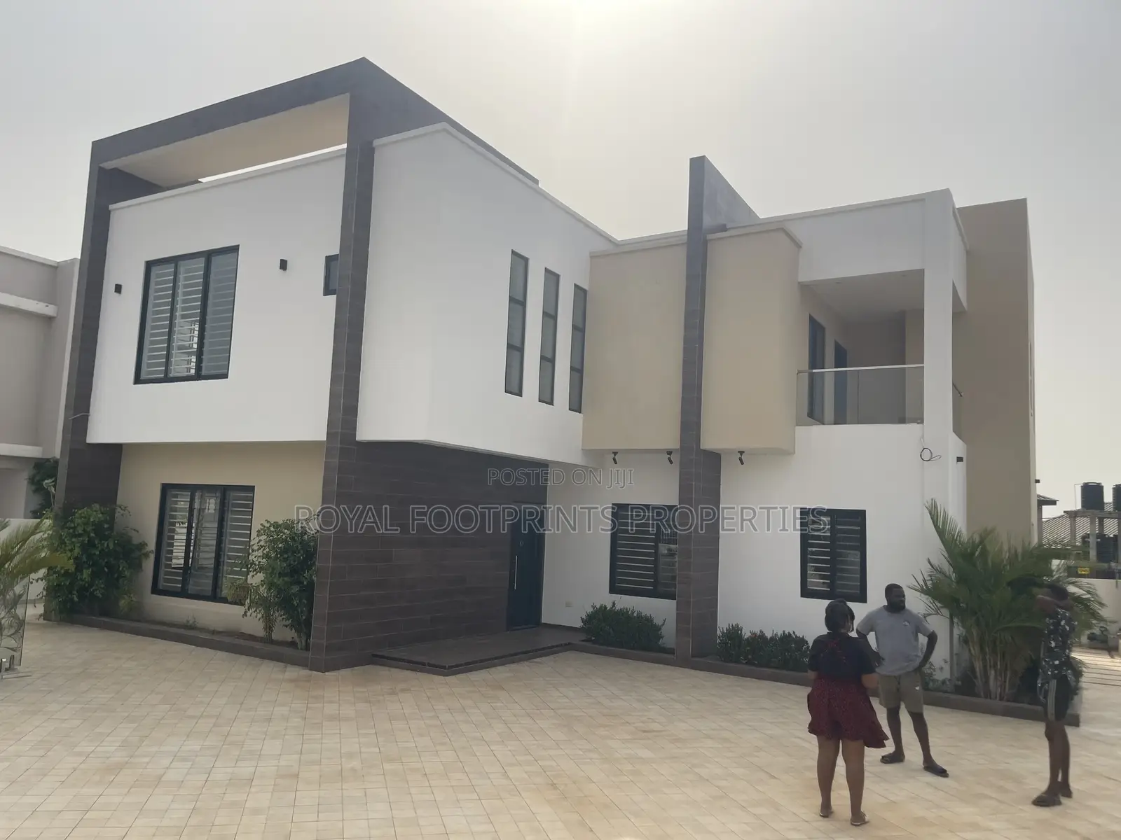 4bdrm House in Luxelooks Properties, Lake Side Estate for sale in Lake Side Estate