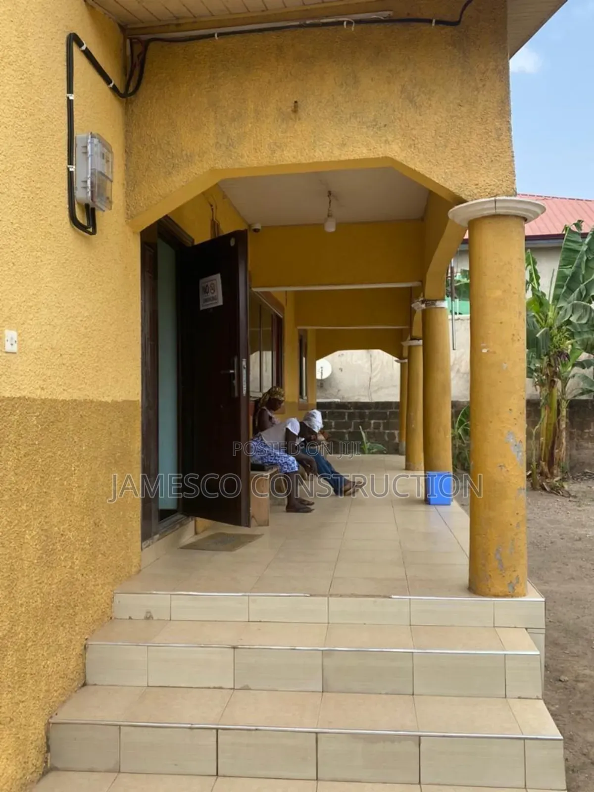 Furnished 4bdrm Bungalow in Accra Doboro, Akuapim North for sale in Akuapim North