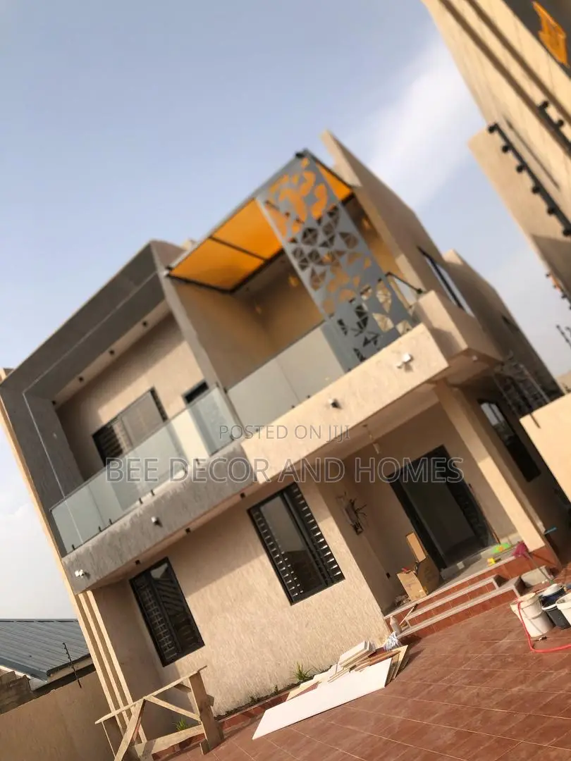 4bdrm House in Bee Decor & Homes, Oyarifa for sale in Oyarifa