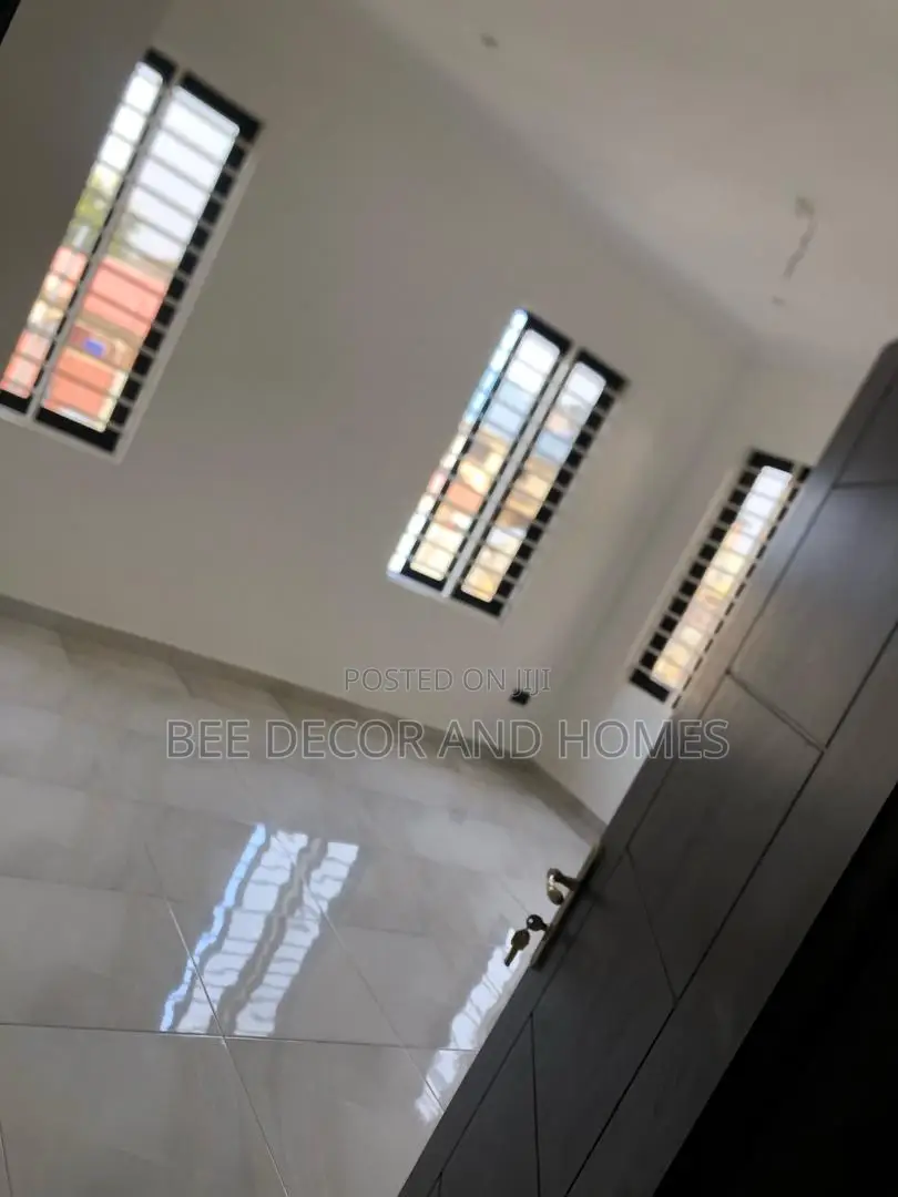4bdrm House in Bee Decor & Homes, Oyarifa for sale in Oyarifa