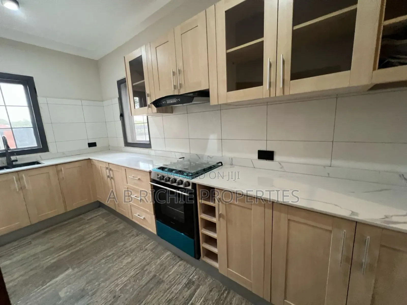 3bdrm Townhouse / Terrace in Ab Richie Properties, Tema Metropolitan in Tema Metropolitan