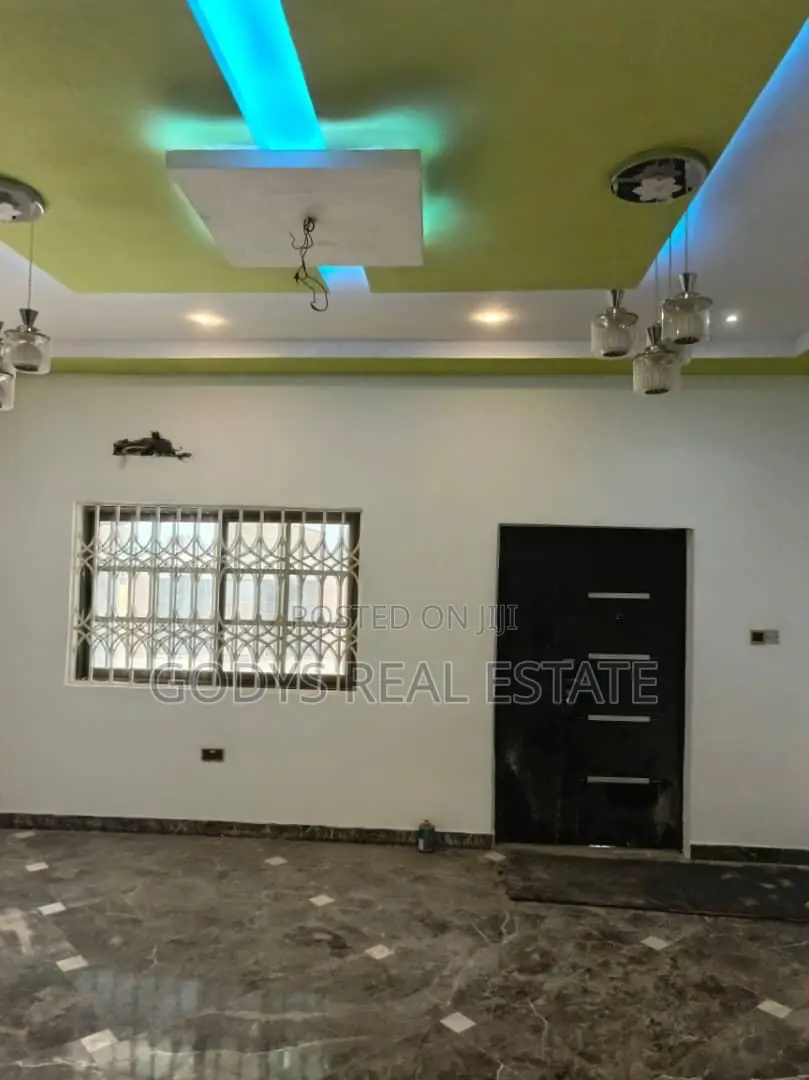 4bdrm House in Nyarnyanor Raod, Kasoa for sale in Kasoa