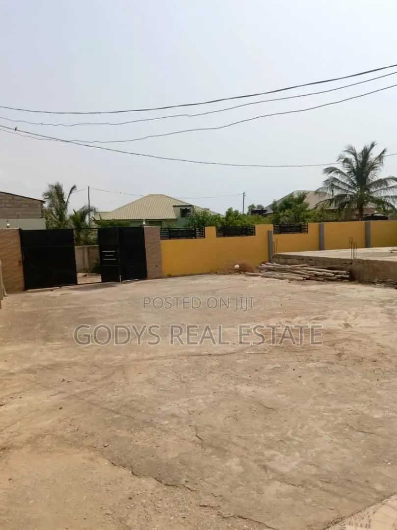 4bdrm House in Nyarnyanor Raod, Kasoa for sale in Kasoa