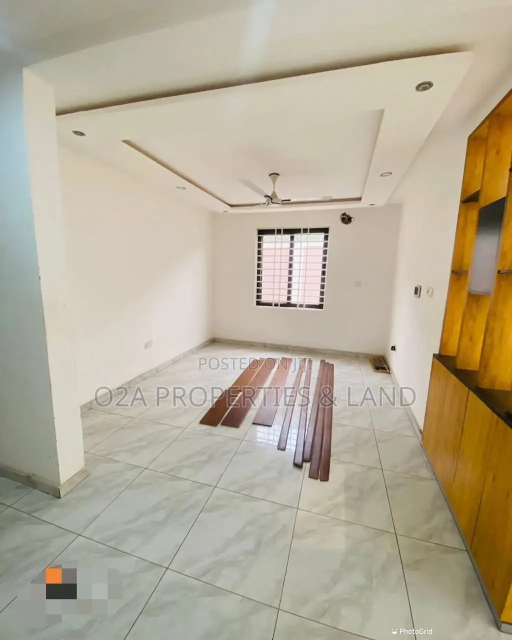 5bdrm House in East Legon, American House for sale in American House
