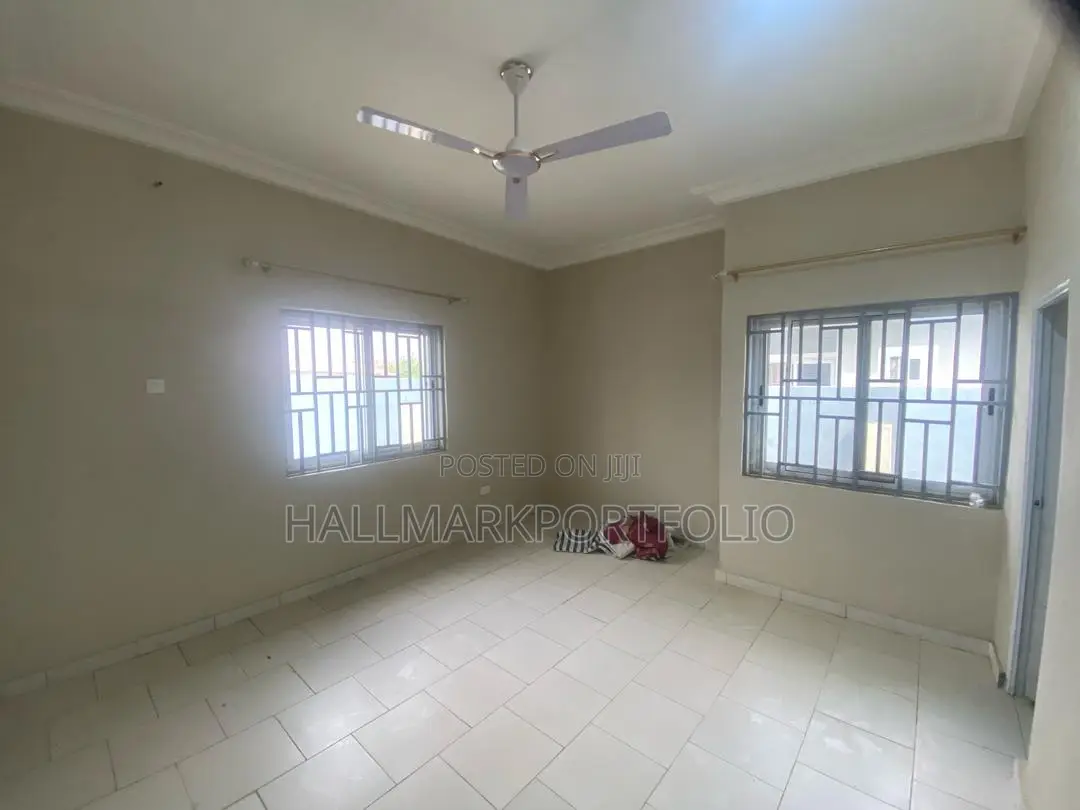 3bdrm House in Kasoa Obolo Estate, Opeikuma for sale in Opeikuma