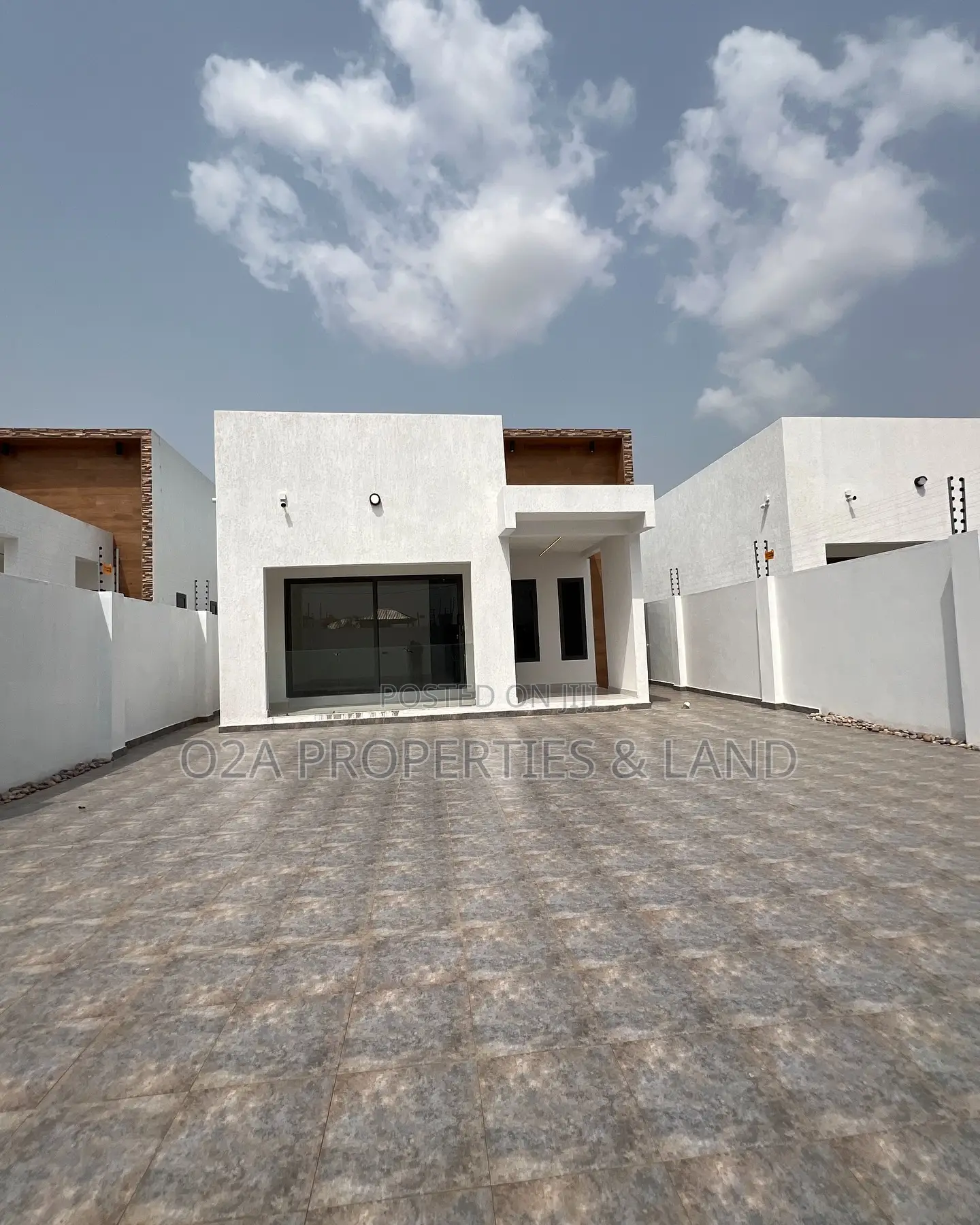 3bdrm House in North Legon Agbogba for sale in North Legon