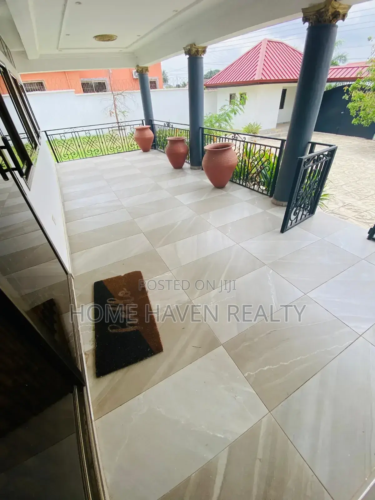 6bdrm House in Westland for rent in West Legon