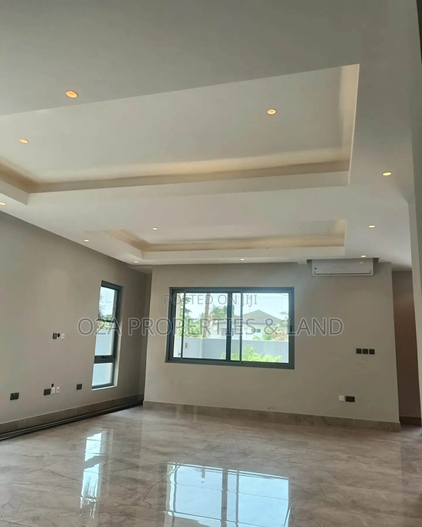 4bdrm House in East Legon, American House for sale in American House