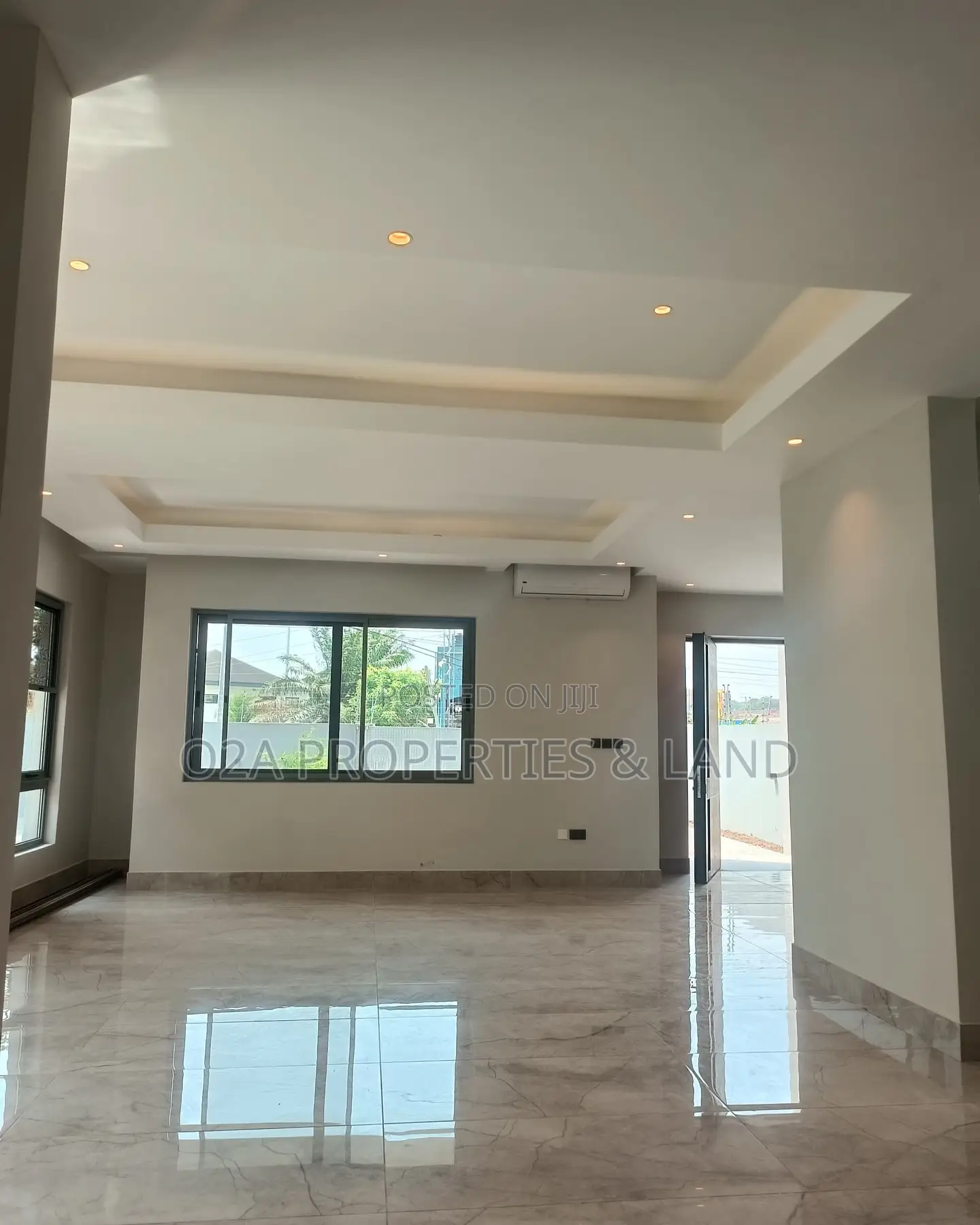4bdrm House in East Legon, American House for sale in American House