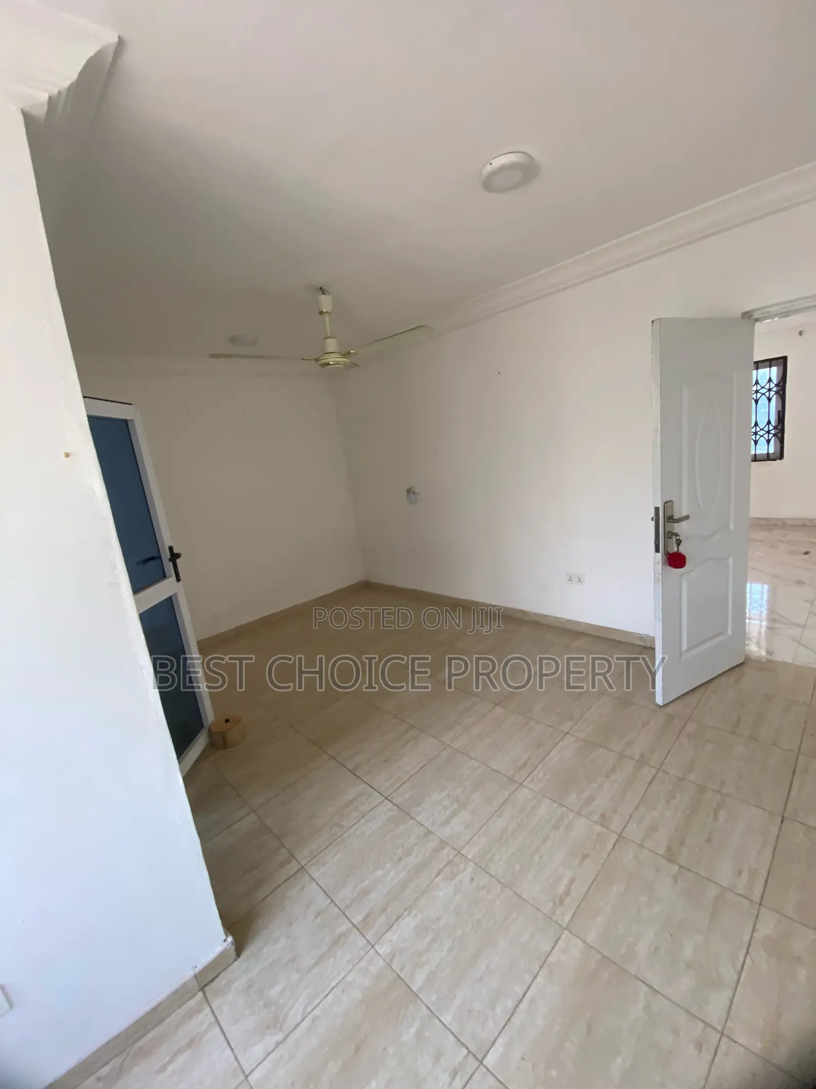 2bdrm Apartment in Adenta Frahfraha for rent in Adenta