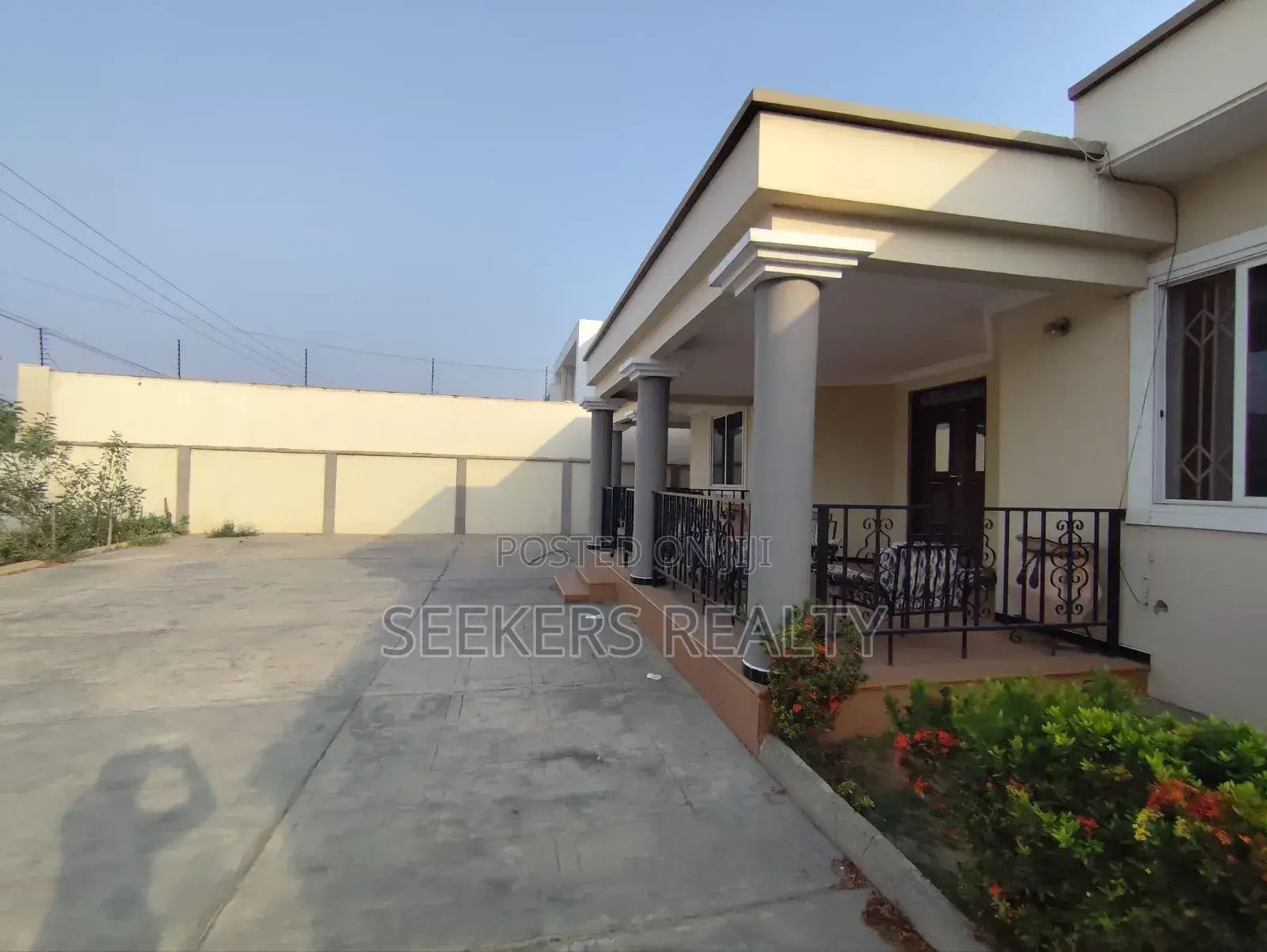 5bdrm House in Seekers Realty, East Legon for rent in East Legon
