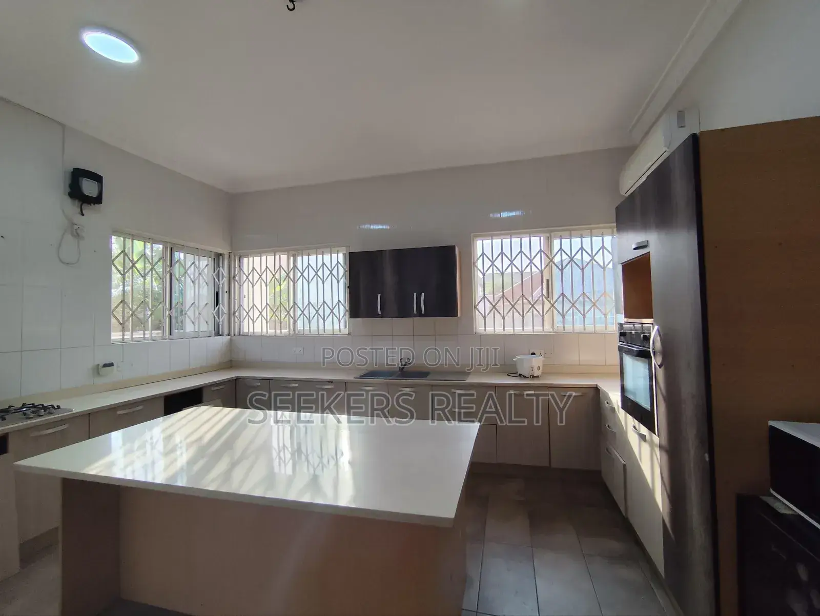 5bdrm House in Seekers Realty, East Legon for rent in East Legon