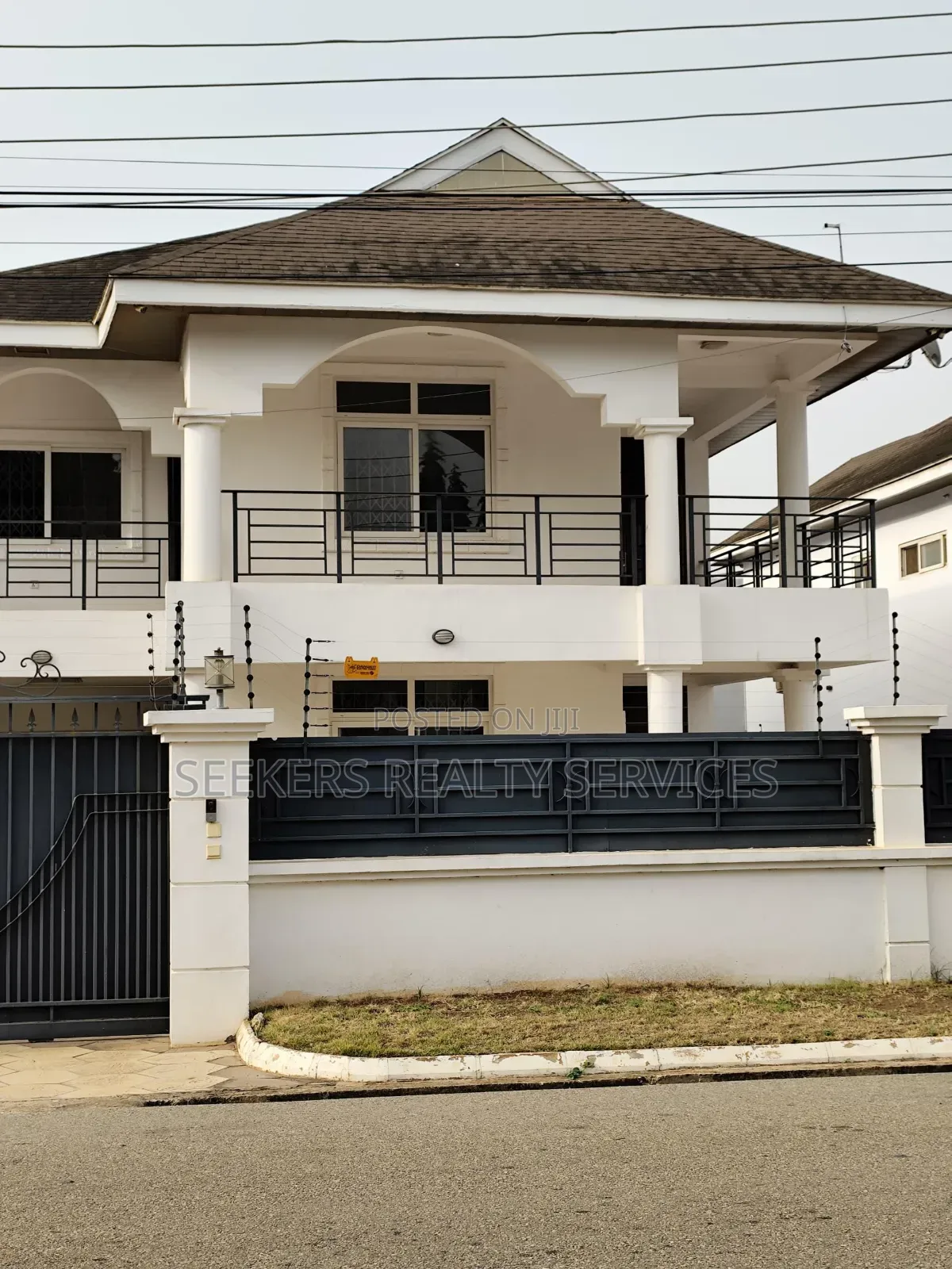 6bdrm House in Seekers Realty, East Legon for rent in East Legon