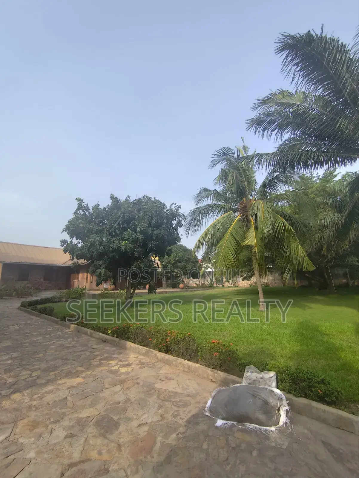 2bdrm House in Seekers Realty, East Legon for rent in East Legon