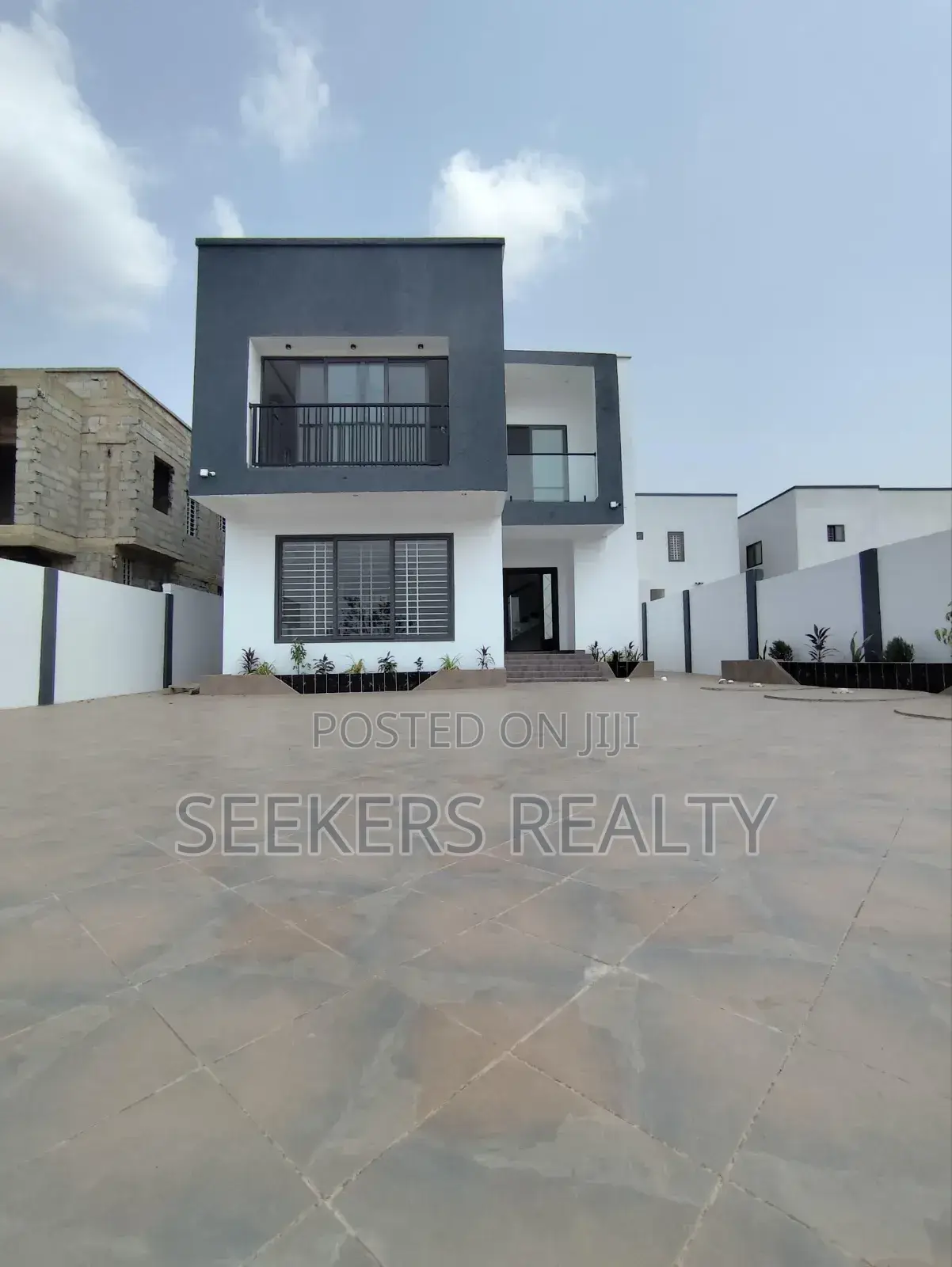 4bdrm House in Seekers Realty, East Legon for sale in East Legon