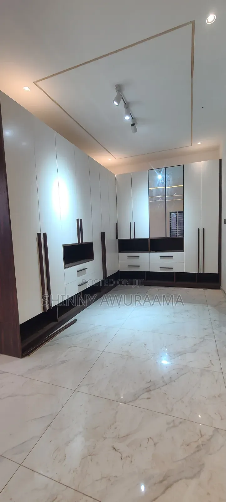 4bdrm House in East Legon for sale in East Legon