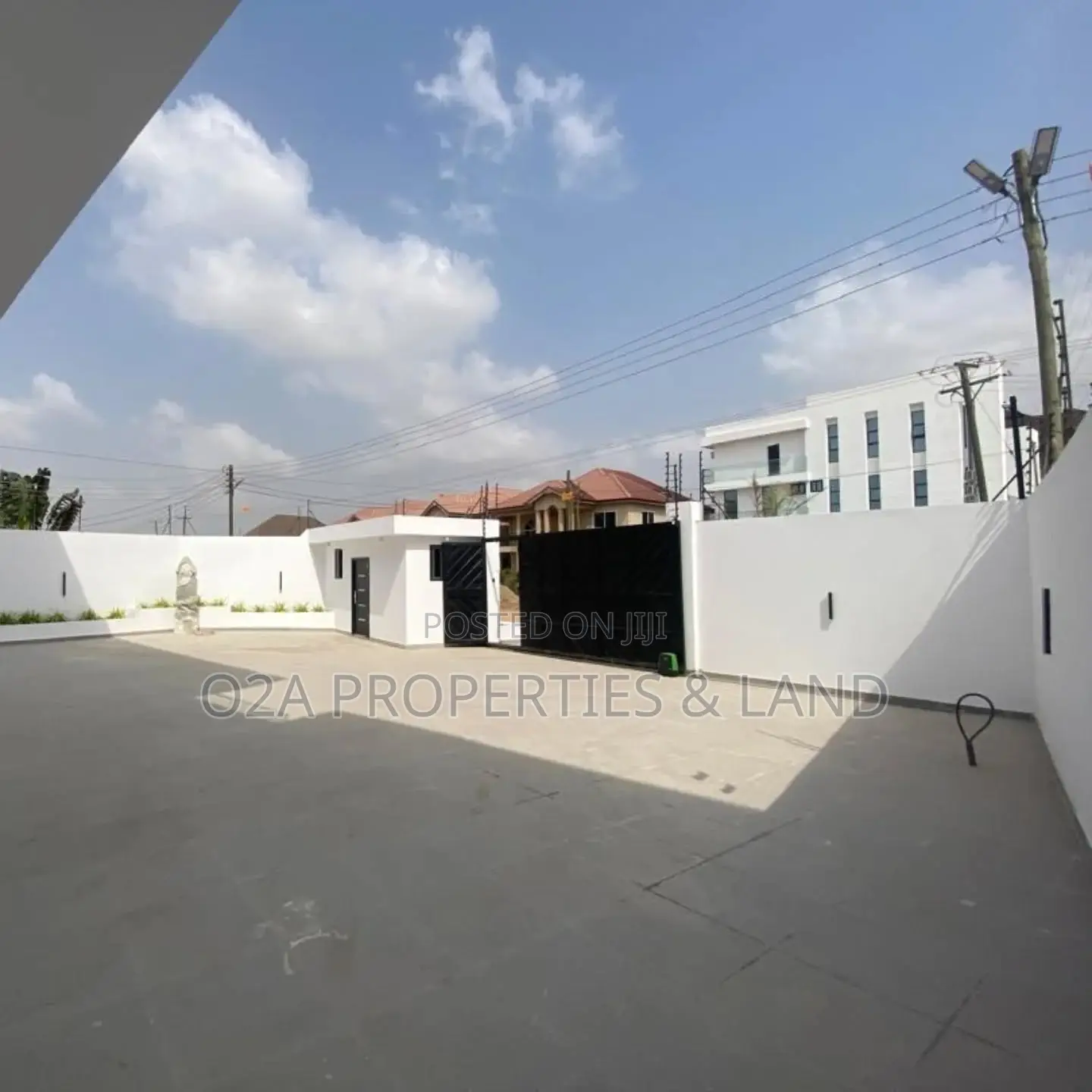 Furnished 4bdrm House in East Legon Hills, Boundary Road Area for sale in Boundary Road Area