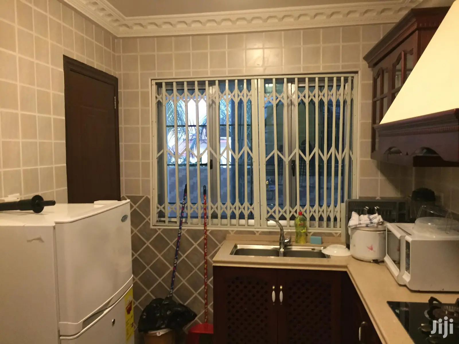 Furnished 2bdrm Apartment in America House, East Legon for rent in East Legon