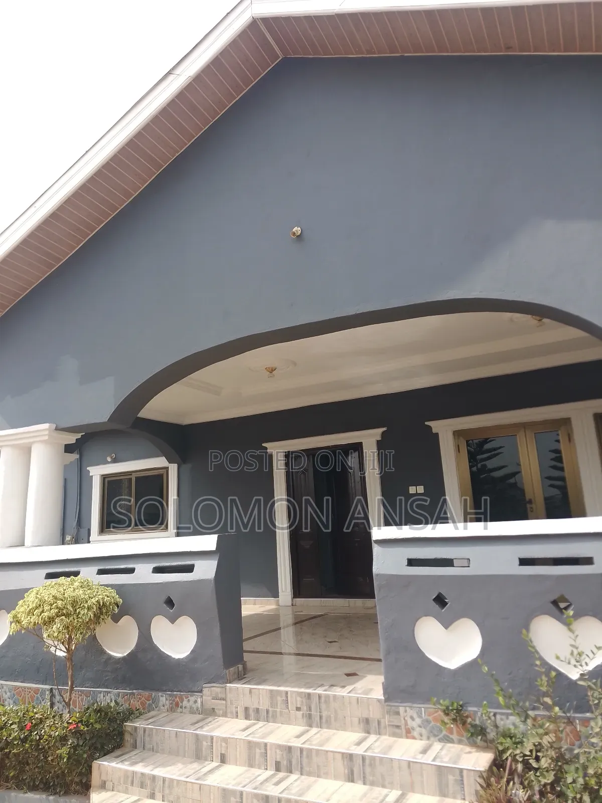 8bdrm House in Free Will Agency, Kumasi Metropolitan for sale in Kumasi Metropolitan