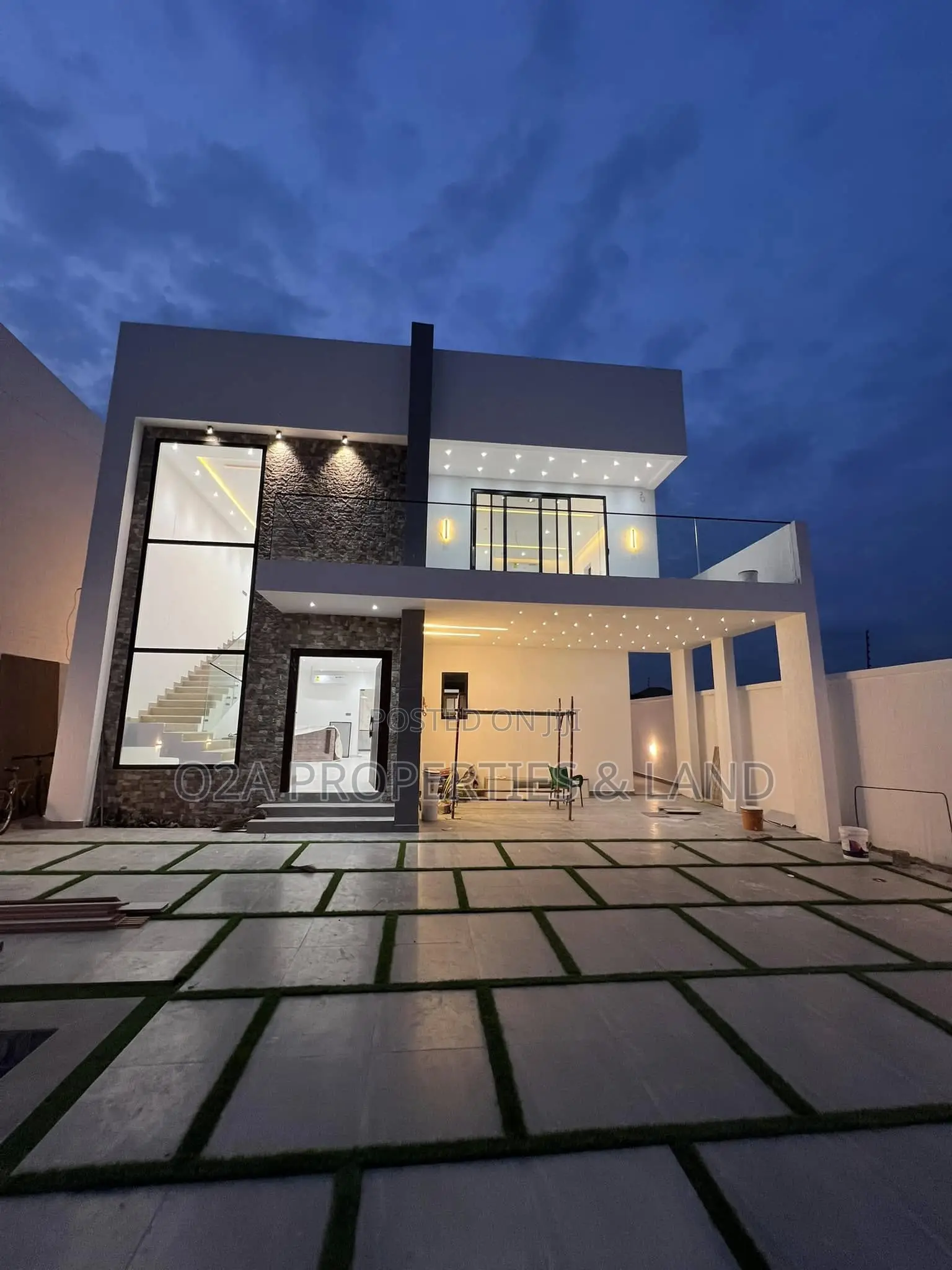 4bdrm House in Ashaley Botwe, for sale in School Junction