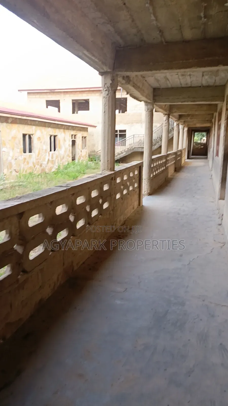 School Project for Sale in Amasaman