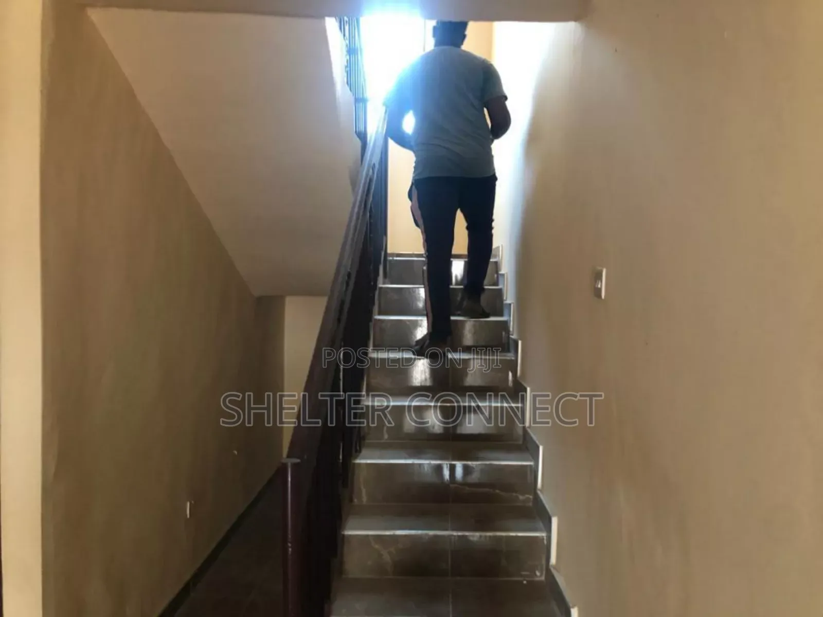 3bdrm Duplex in Abokobi for sale in Abokobi
