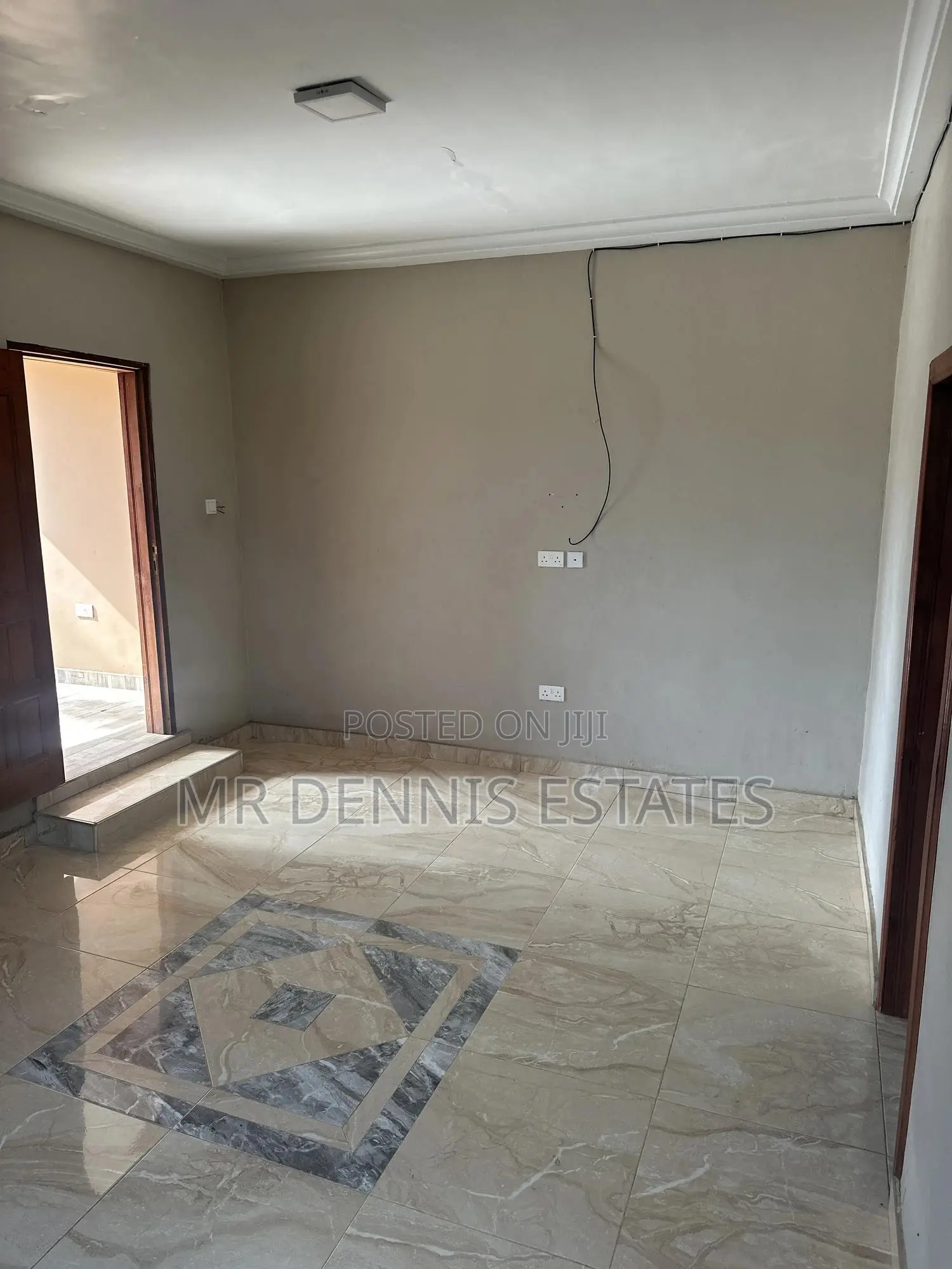 1bdrm Room & Parlour in Westhills Mall for rent in West Hills Mall Area