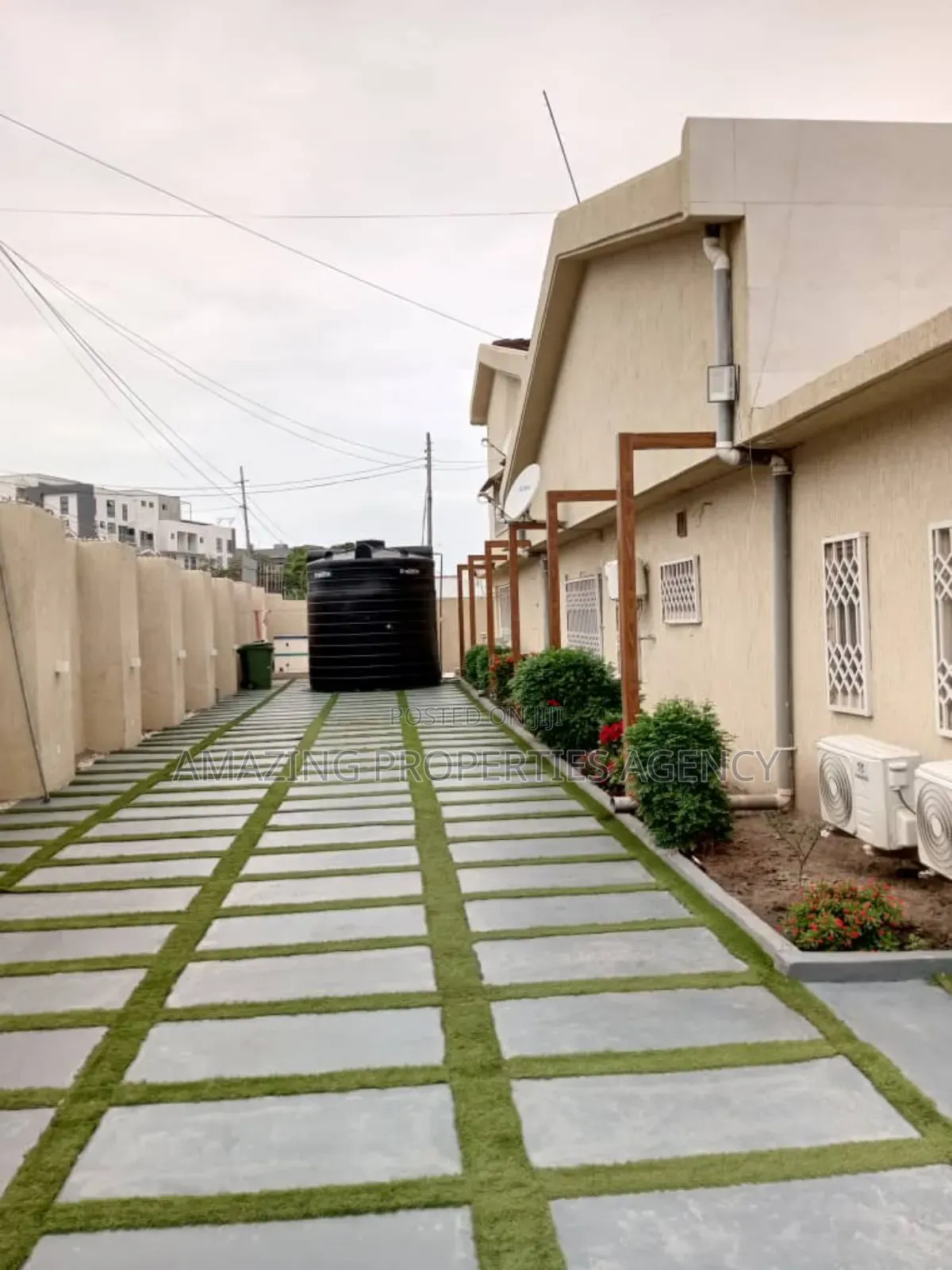 5bdrm House in Labone for sale in Labone