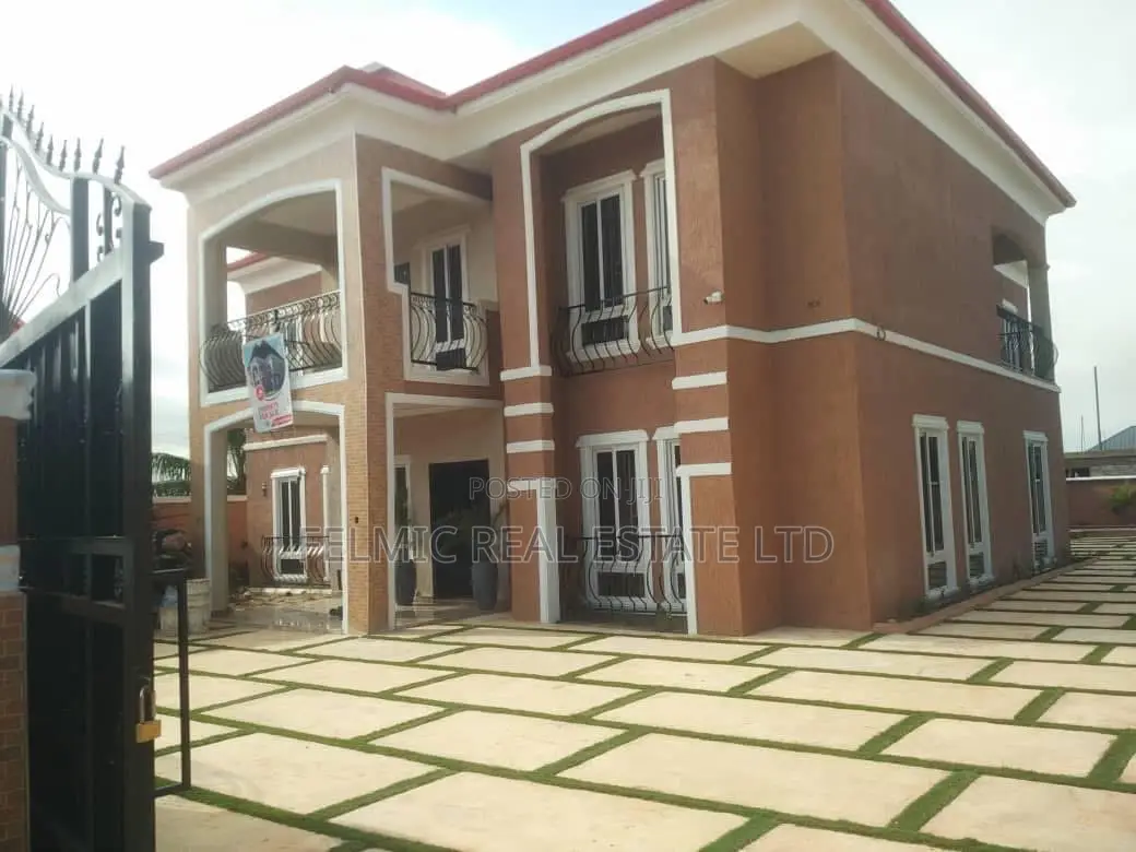 5bdrm Mansion in Felmic Real Estate, Tema Metropolitan for sale in Tema Metropolitan