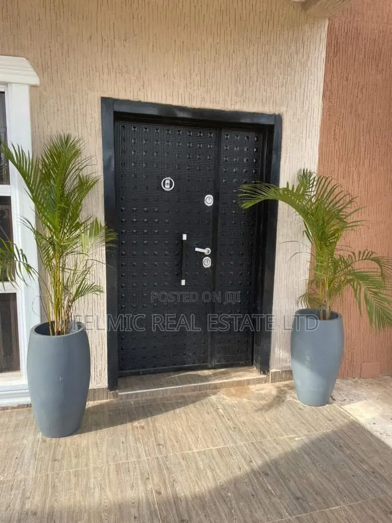 5bdrm Mansion in Felmic Real Estate, Tema Metropolitan for sale in Tema Metropolitan