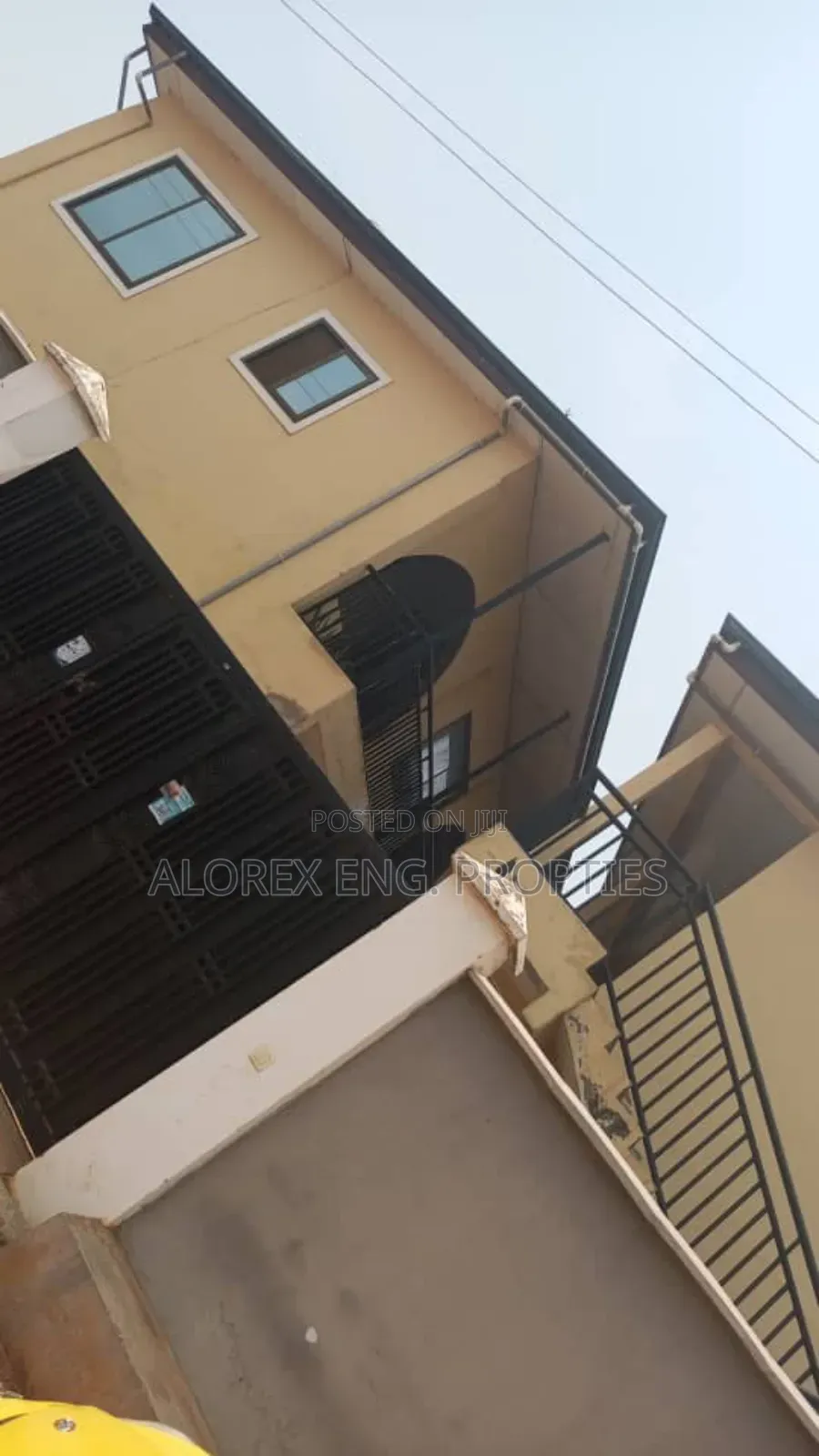2bdrm Apartment in Amrahia, Adenta for rent in Adenta