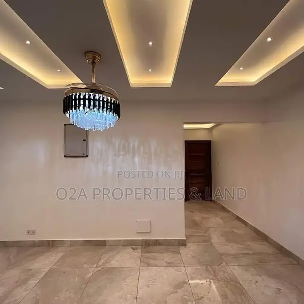 4bdrm House in East Legon-Ogbojo for sale in New Legon