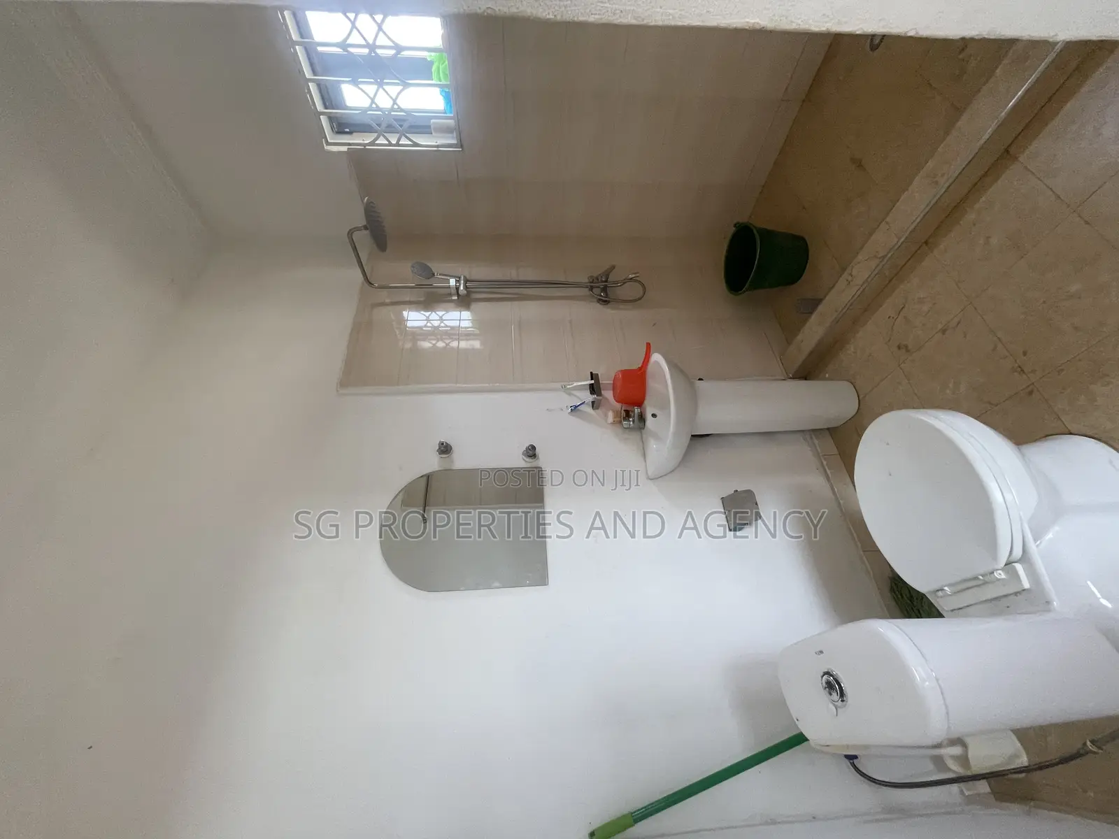 2bdrm Apartment in Klagon, Spintex for rent in Spintex