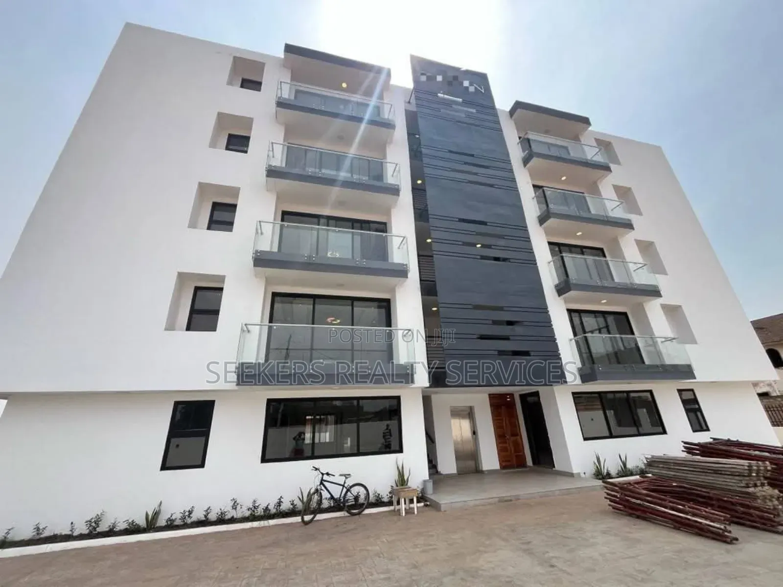 2bdrm Apartment in Seekers  Realty, East Legon for rent in East Legon