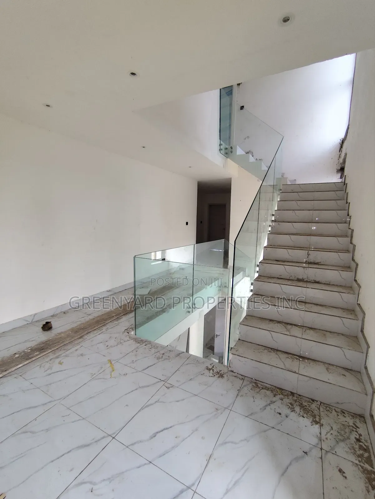 5bdrm Mansion in Adjiringanor, East Legon for sale in East Legon