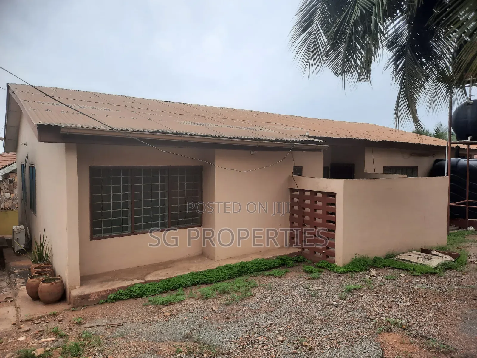 3bdrm House in Atomic Hills Estates for sale in Ashomang Estate