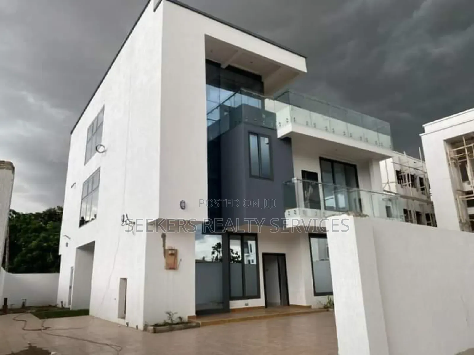 4bdrm Mansion in Seekers Realty, Airport Residential Area for sale in Airport Residential Area
