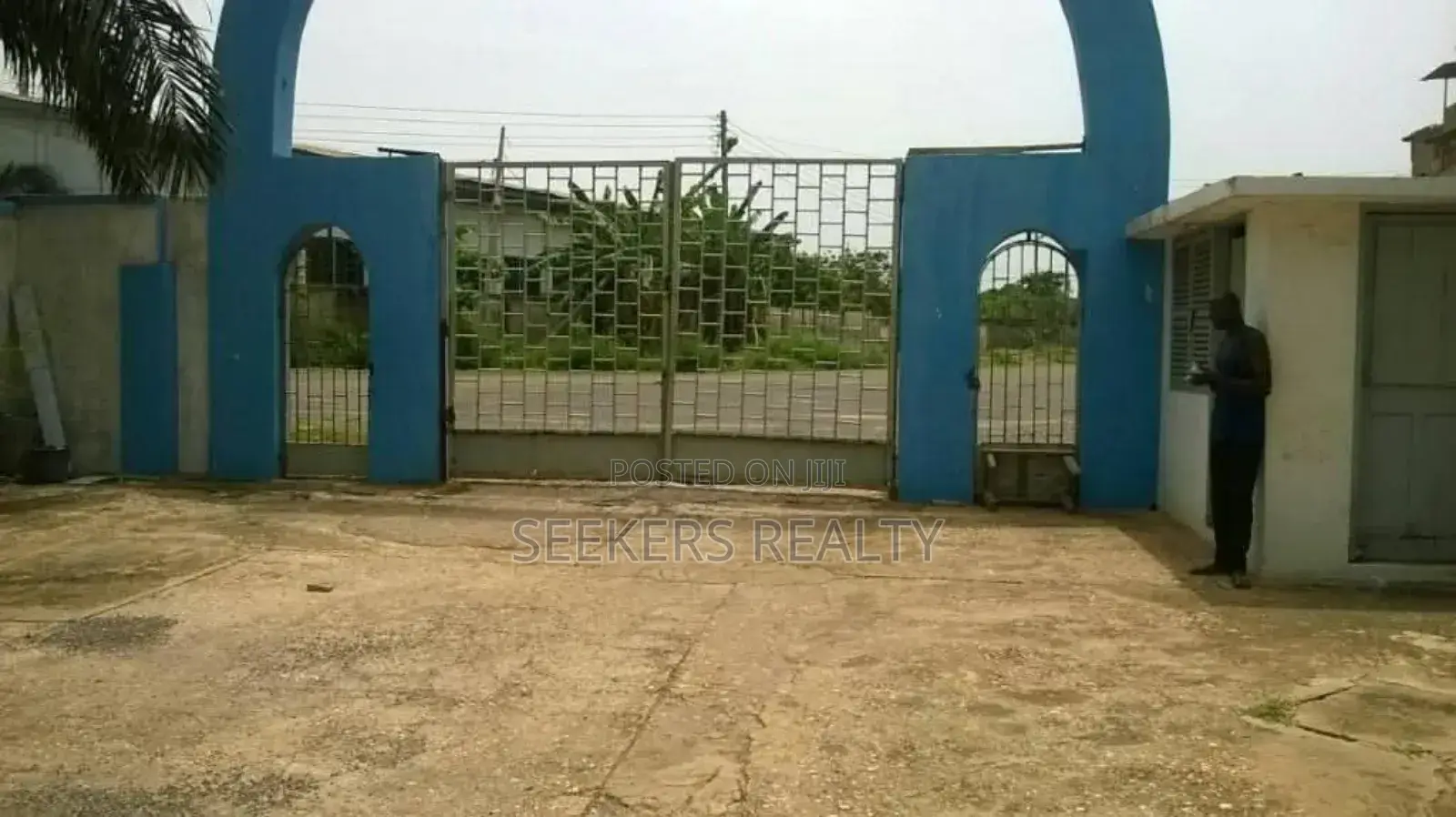 Warehouse for Rent Within Labone in Labone