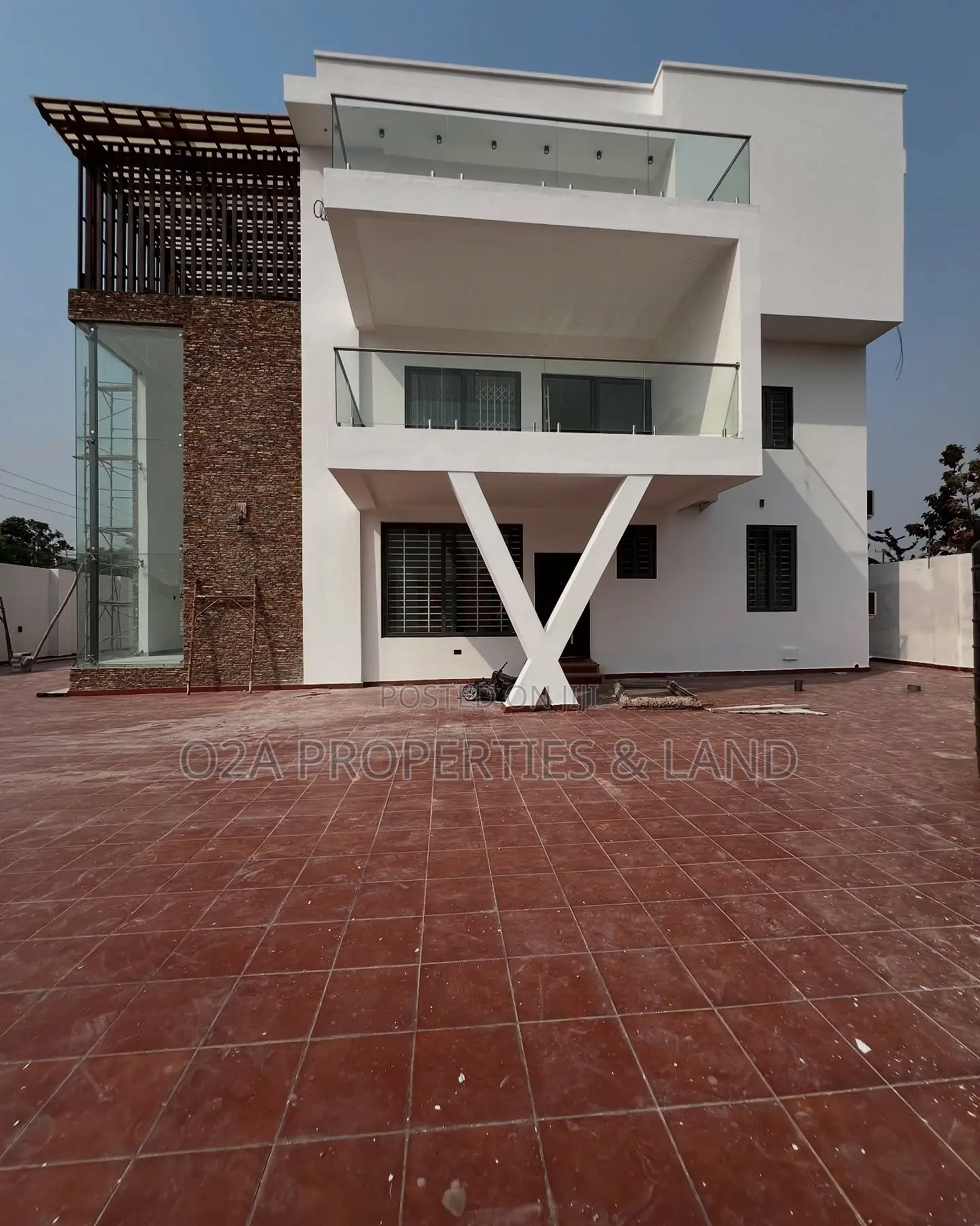 9bdrm House in Adjiriganor, Ability for sale in Ability