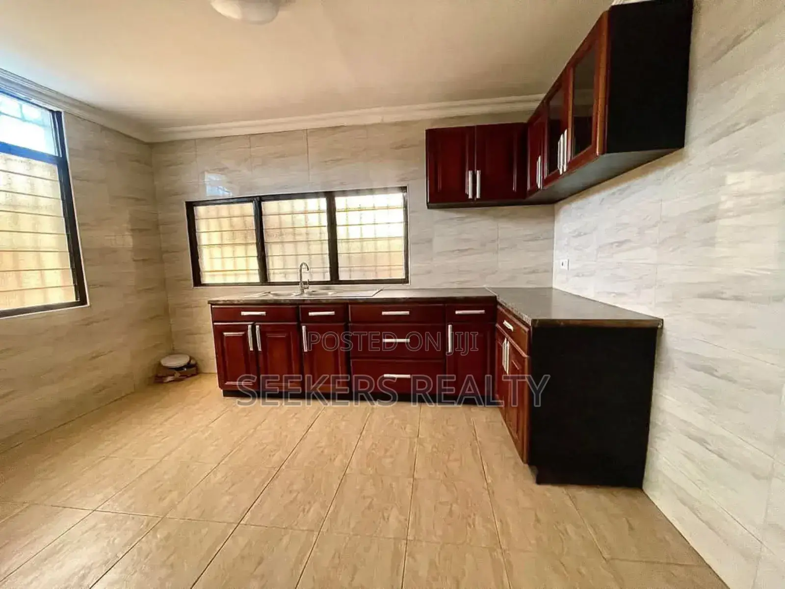 5bdrm House in Seekers Realty, Labone for rent in Labone