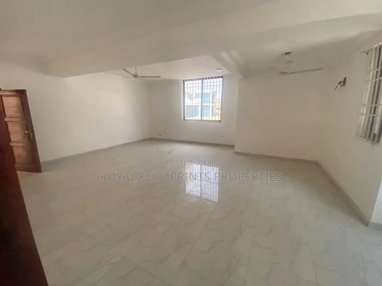 4bdrm Townhouse / Terrace in Luxelooks Properties, East Legon for rent in East Legon